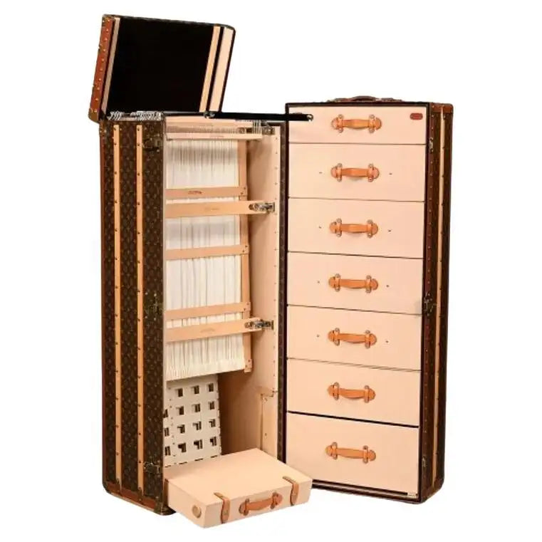 Louis Vuitton Large Steamer/Wardrobe Trunk with Monogram Canvas Louis Vuitton Large Steamer/Wardrobe Trunk with Monogram Canvas