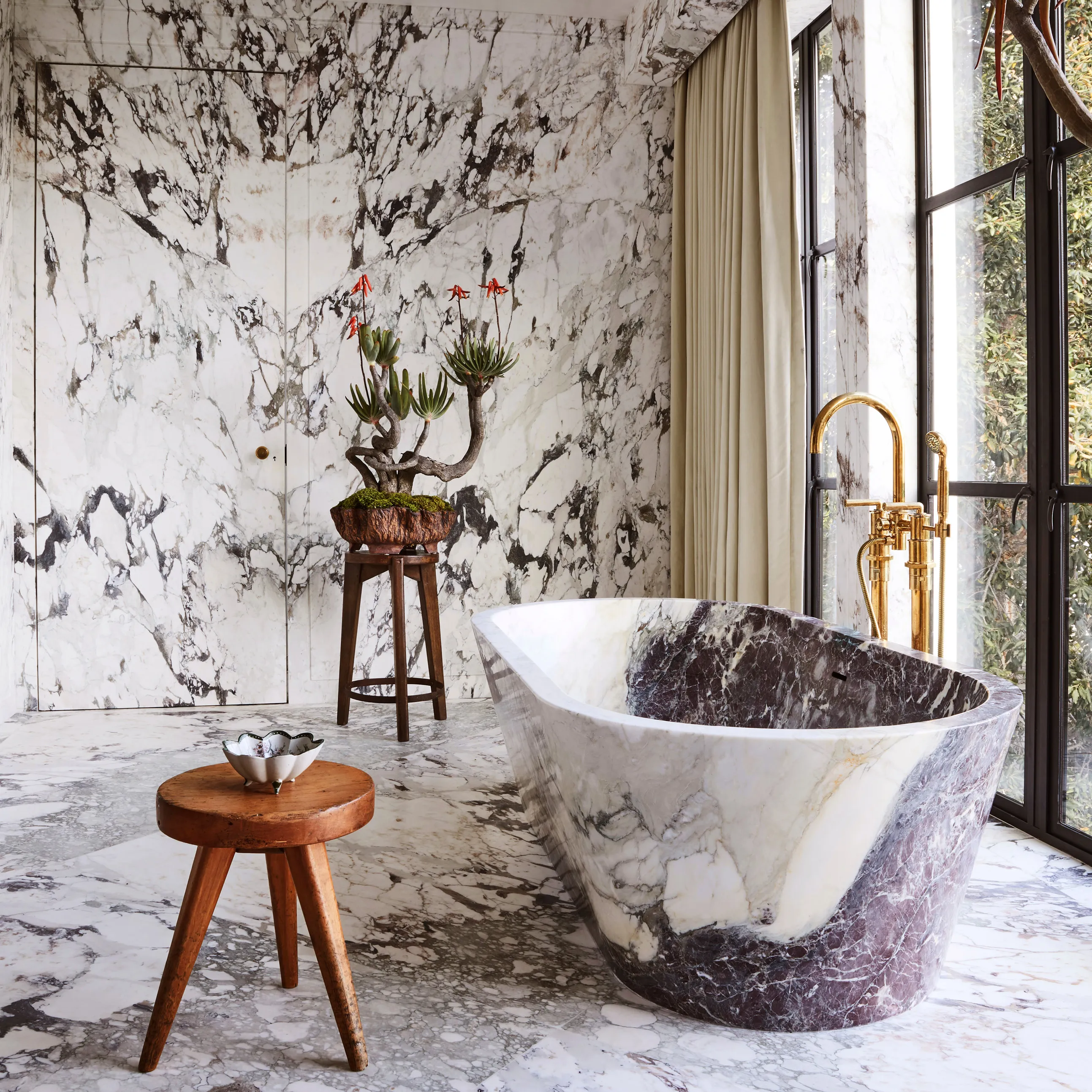 Luxurious Bath Salt Soak | Drawing inspiration from ancient beauty rituals