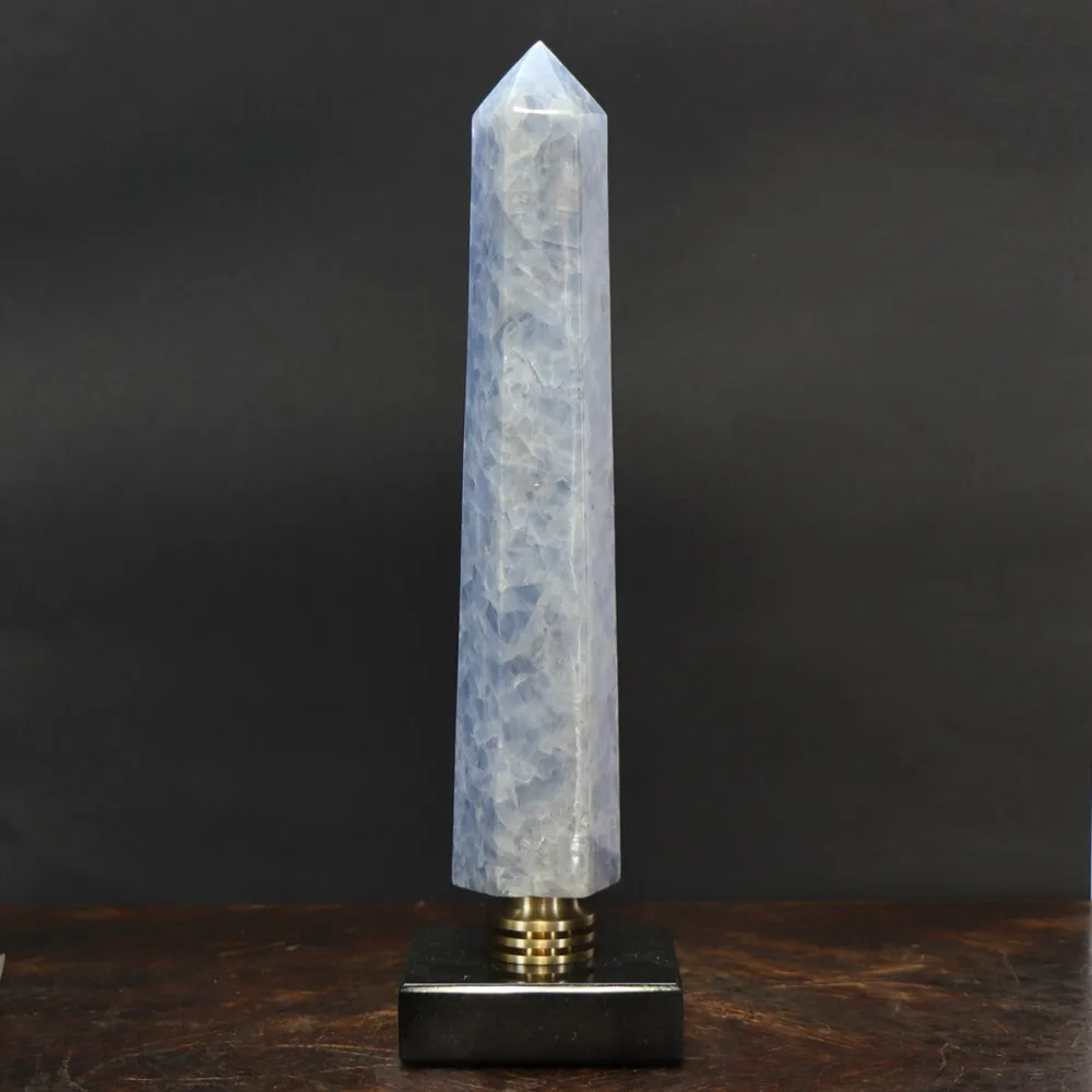 Obelisco de Calcedonia – Madagascar | Colección de Minerales